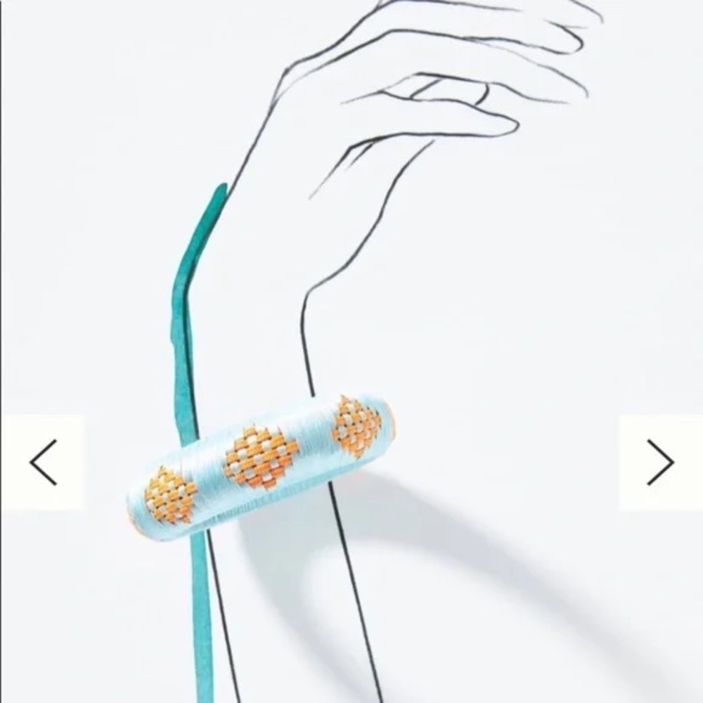 NWT  Anthropologie Patterned  Woven Bracelet Blue - Picture 4 of 4